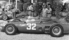 Formula 1  pilotlar üçün cəsarət, risq və əsl qəhrəmanlıq tələb edən yarışdır