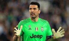 Əfsanəvi qapıçı karyerasını başa vurur