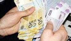 Avro bahalaşıb, rubl və manat sabit qalıb