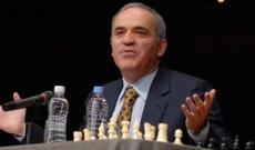 Kasparov Rusiyada keçiriləcək dünya çempionatını boykot etməyə çağırdı