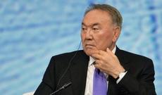Nazarbayev yeni qazax əlifbasını necə öyrəndiyini açıqladı