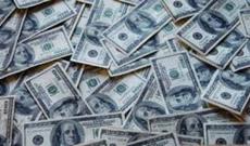 Pulla dolu zirehli maşının qapısı açıldı, yola dollar "yağdı"... - FOTO+VİDEO