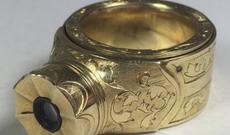 “KQB” agentinə məxsus kameralı üzük satışa çıxarıldı