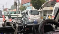 Yaponiyada məktəbli avtobusu qəzaya uğrayıb