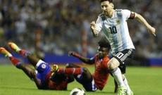 Messi Argentinanı favorit saymır