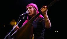 Azərbaycanlı müğənni "Sarı gəlin"i ermənilərlə birlikdə oxuduğuna aydınlıq gətirdi