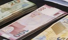 Türkiyədə maraqlı gecə: - oteldən küçəyə pul səpdilər - VİDEO