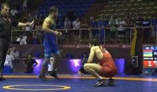 Erməni güləşçi son 10 saniyədə idmançımıza təslim oldu (VİDEO)