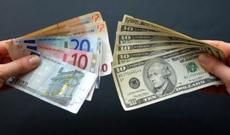 Türkiyədə lirə rekord həddə ucuzlaşdı