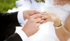 Azərbaycanda evlənənlərin sayı azalıb
