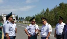 Şəxslərin və nəqliyyat vasitələrinin dövlət sərhədindən buraxılışı vəziyyəti yoxlanılıb