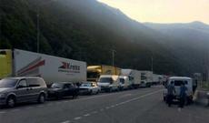 Larsdan Ermənistana buğda maşınları buraxılmır