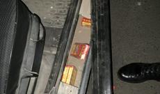 Avtomobildə gizlədilən pirotexniki vasitələr aşkarlanıb