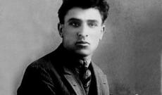 Müşfiqi onlar satdı - Adbaad siyahı