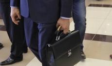 Dövlət büdcəsini dağıdan məmurlar niyə həbs edilmirlər?