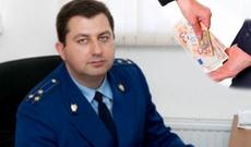 Azərbaycanlı 95 min avro rüşvət verdi, məşhur prokuror işdən qovuldu