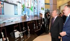Prezident Nursultan Nazarbayev ilk Smart Şəhər ilə tanış olub