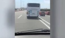 Bakıda avtobus sürücüsü "avtoşluq" etdi - VİDEO