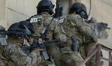 Hədə-qorxu yolu ilə vətəndaşlardan pul almaqda şübhəli bilinənlər həbs edilib