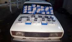 Avtomobildə gizlədilən siqaretlər və xüsusi kağız bükümlər aşkarlanıb-VİDEO