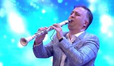 Əxlaqsız qadın müğənni əxlaqdan danışır-VİDEO