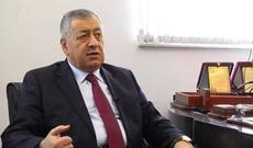 “İnsanları incidirlər, rüşvət istəyirlər, süründürməçilik edirlər”