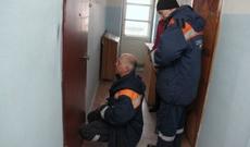 Bağlı qapılar arxasında qalanlar xilas edilib