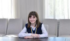 Bakı məktəblisi Fidan Qarayeva Avropa Olimpiada tarixində ən gənc qalibdir