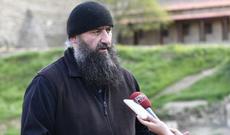 “Monastırı ziyarətlə bağlı heç bir problem yoxdur”