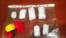 Psixotrop maddəni daxili bədən boşluğunda gizlətdi