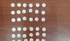 Gömrükdə 60 ədəd metadon adlı həb aşkar olunub