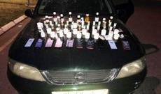 Avtomobildə dərman preparatları və mobil telefonlar aşkarlanıb