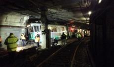 ABŞ metrosunda qatar relsdən çıxıb, çox sayda xəsarət alan var