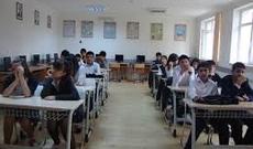 Dərsliklər yığılıb, “tədris” isə davam edir