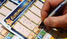 Britaniya sakini lotoreyada 156 milyon dollar udub