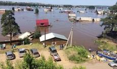 Hindistandakı daşqınlarda təxminən 13 min adam əlacsız vəziyyətdə qalıb
