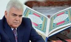 Ziya Məmmədov Allaha ibadətlə məşğuldur, namaz qılır