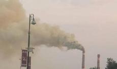 Neft Emalı Zavodunda güclü tüstü axını...