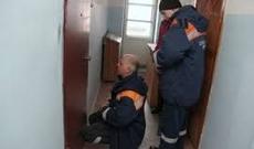 Bağlı qapılar arxasında köməksiz vəziyyətdə qalanlar xilas edilib