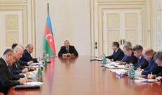 Prezident İlham Əliyev nağdsız ödənişlərin artırılması ilə bağlı tapşırıqlar verib