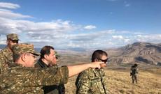 Erməni hərbçi təzyiqlərdən qaçaraq Azərbaycana sığınıb