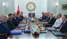 Türkiyə ordusunda narazılıq: 5 general istefa verdi