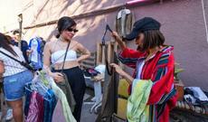 Bakının mərkəzində "bit bazarı": ikinci əl əşyalar satıldı - FOTOREPORTAJ