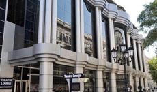 Gənc Tamaşaçılar Teatrının tavanı çökdü