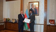 Elmar Məmmədyarov yeni səfirlə görüşdü