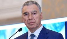 “Öz ərizəmlə işdən çıxmışam, yenə məndən əl çəkmirlər” - Əli Həsənov