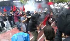 Qırmızı bayraq tələbələrin silahıdır