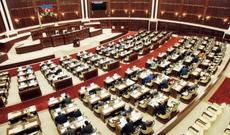 Parlamentdə 25 milyard manatlıq sənədin müzakirəsi başlanılır