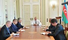 Prezident İlham Əliyev Şirvan şəhər, Zərdab, Bakının Suraxanı, Yasamal, Xətai rayonlarına yeni təyin olunan icra hakimiyyəti başçılarını qəbul edib