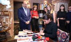 Azərbaycan Milli Xalça Muzeyinin 50 illiyinə həsr olunmuş kitab təqdim olundu